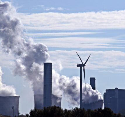 RattanIndia Power Share Price Target